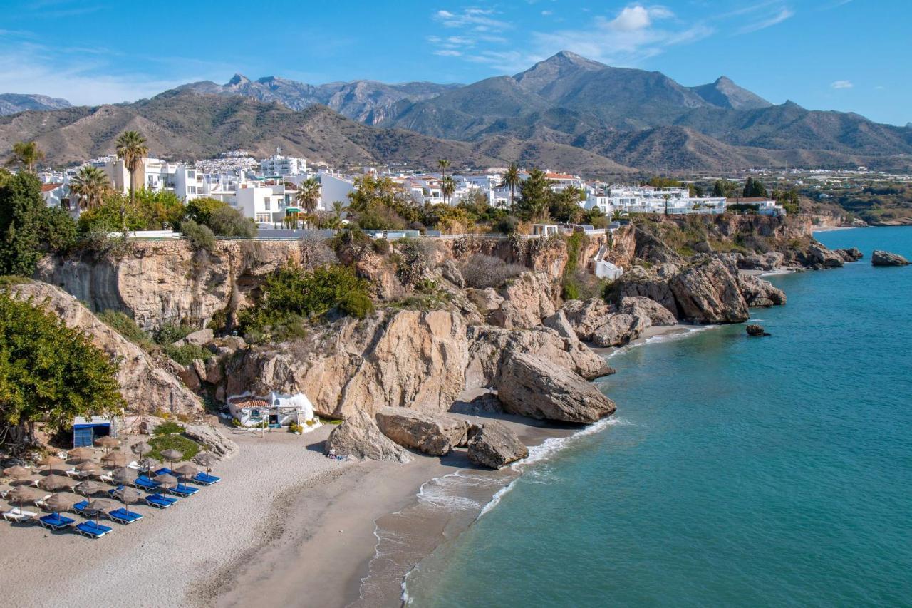 Apartamentos en Plaza de España Recién construidos Nerja Extérieur photo